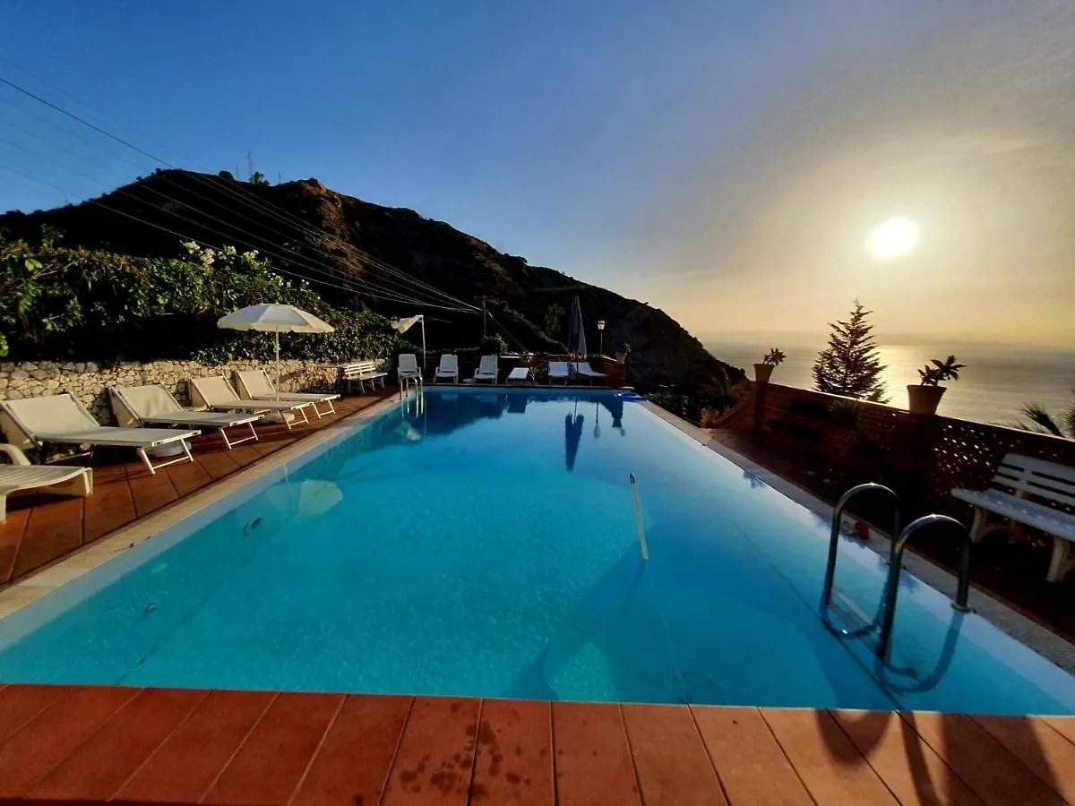 Casa Dei Sogni Taormina Bed & Breakfast 0*,  Italy