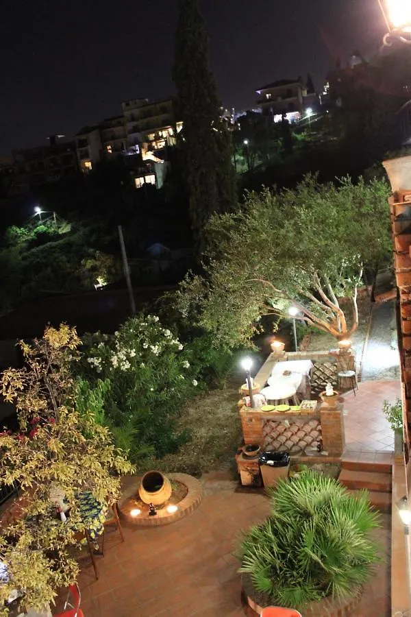 Bed & Breakfast Casa Dei Sogni Taormina Bed and Breakfast